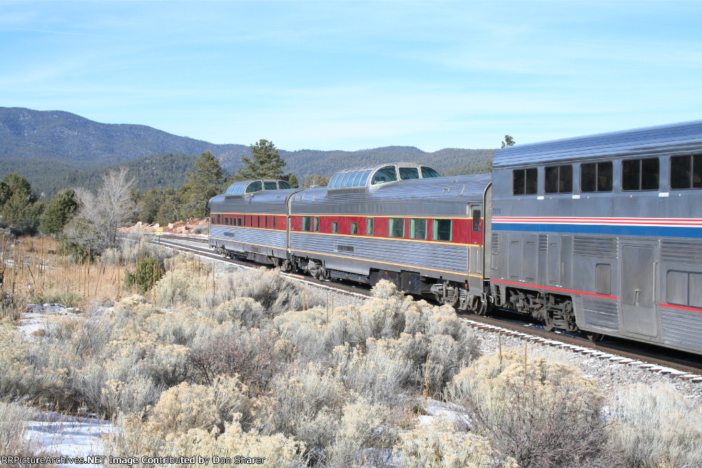 Private Varnish on the eastbound Southwest Chief